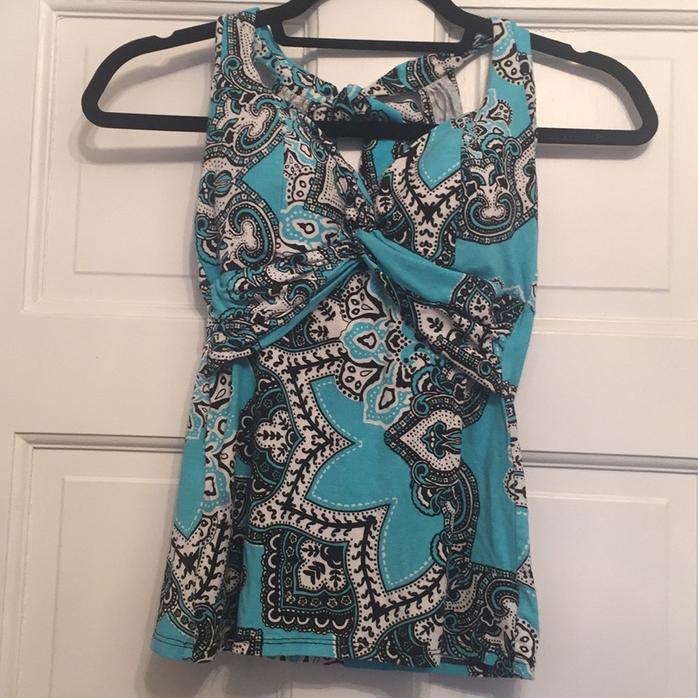 Cache halter top